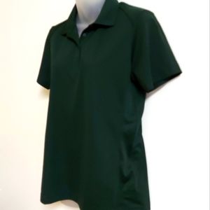 NWT Extreme Performance Forest Green Sports Tee, Size Medium